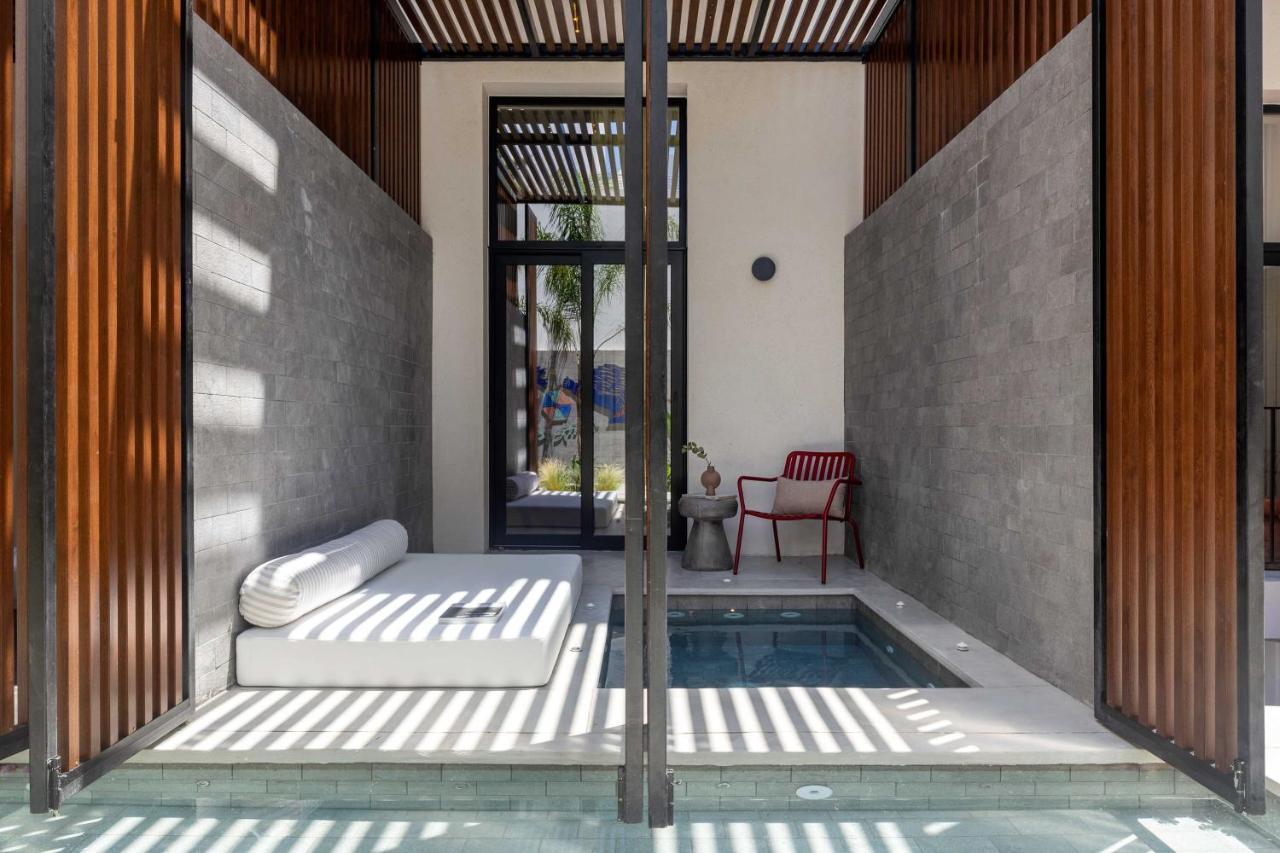 The Newel Psychiko Hotell Athen Eksteriør bilde The Spa at The Pearl