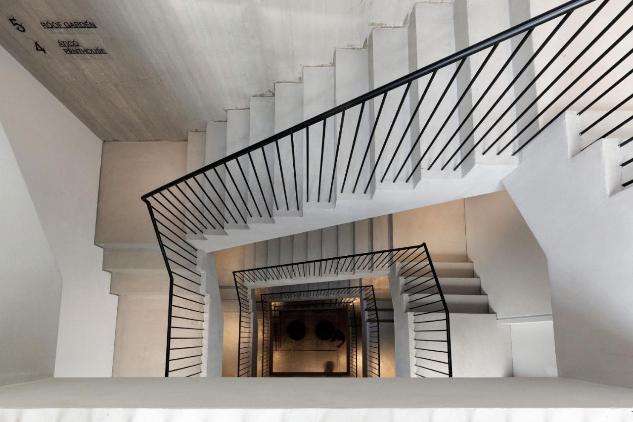 The Newel Psychiko Hotell Athen Eksteriør bilde Staircase