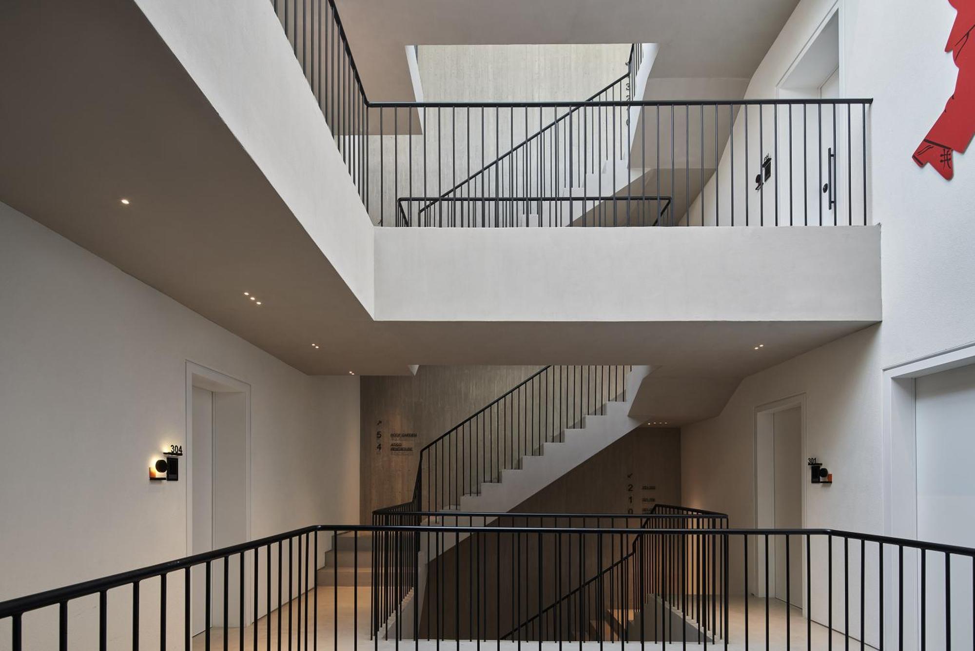 The Newel Psychiko Hotell Athen Eksteriør bilde Interior of the building